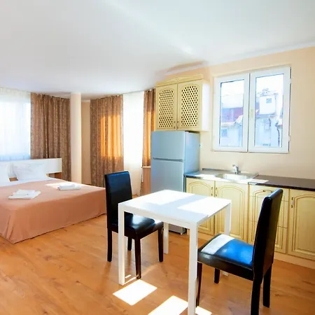 House With Garden 3*